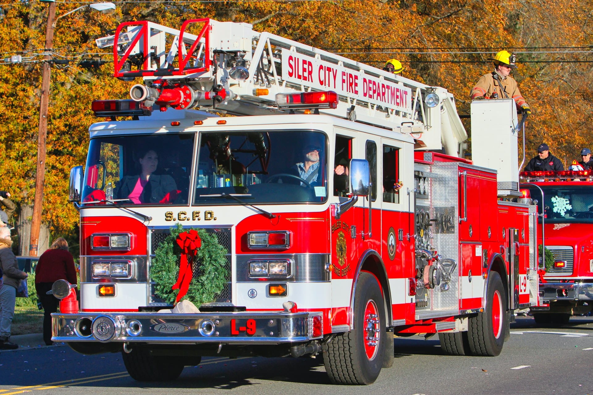 Do You Need A CDL To Drive a Firetruck? - CDL Training.org